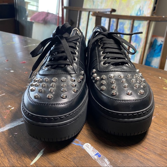 Neil Barrett studded leather sneakers, Black, size 40 - Picture 2 of 5